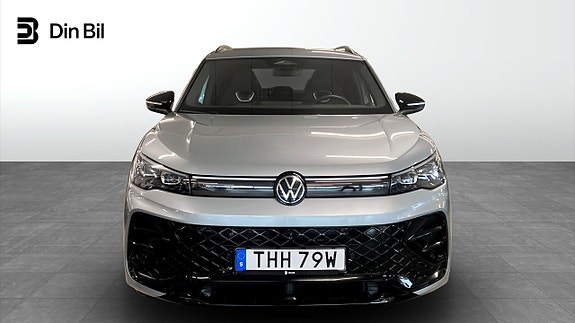 Volkswagen Tiguan 4 of 14