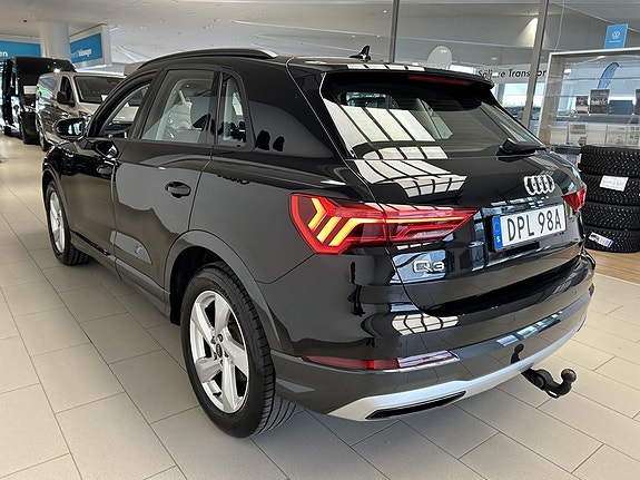 Audi Q3 7 of 26