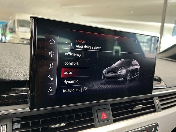 Audi A4 15 of 26