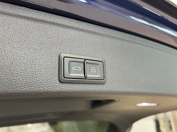 Audi A4 24 of 26