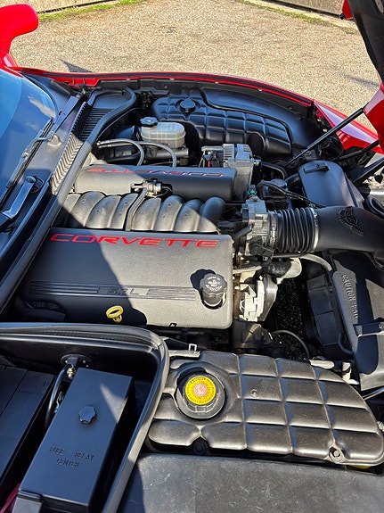 Chevrolet Corvette 6 of 9