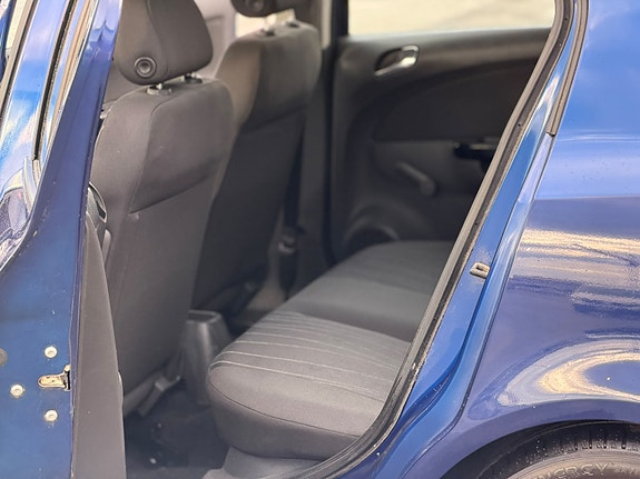 Opel Corsa 11 of 12