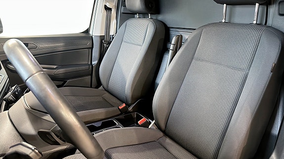 Volkswagen Caddy 8 of 19