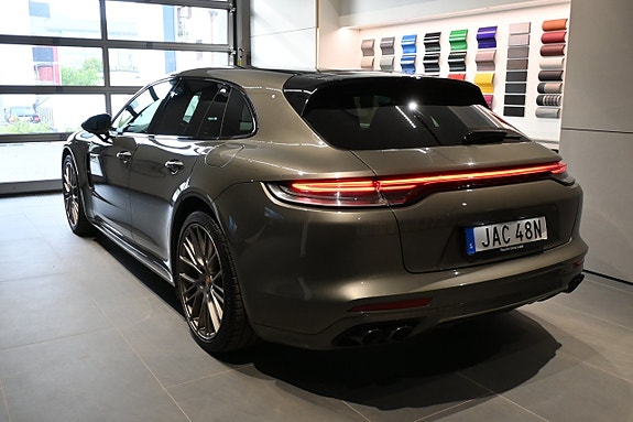 Porsche Panamera 4 5 of 30