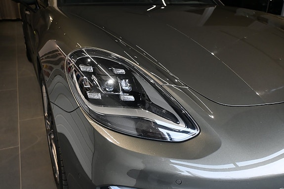 Porsche Panamera 4 22 of 30