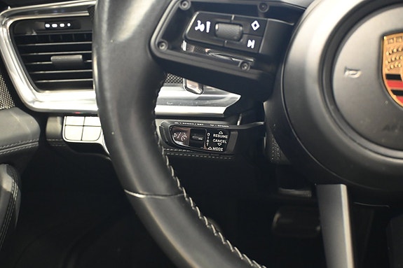 Porsche Panamera 4 19 of 30