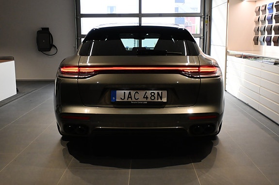 Porsche Panamera 4 6 of 30