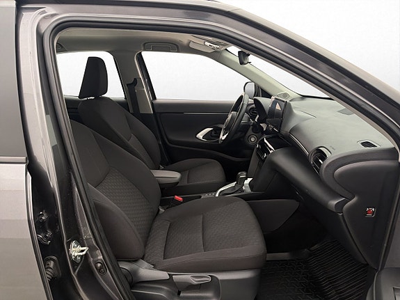 Toyota Yaris Cross 9 of 24