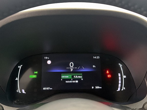 Toyota Yaris Cross 13 of 24