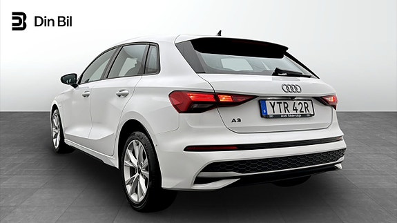 Audi A3 3 of 18