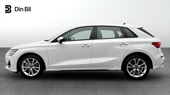 Audi A3 2 of 18
