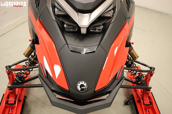 Lynx Xterrain RE 850 E-tec 3700 10.25" 2024 *DUBB 11 of 20