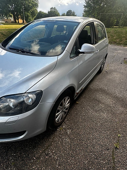 Volkswagen Golf Plus 4 of 6