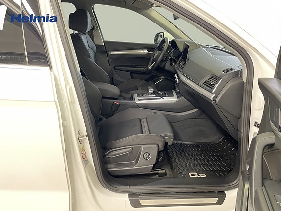 Audi Q5 12 of 15