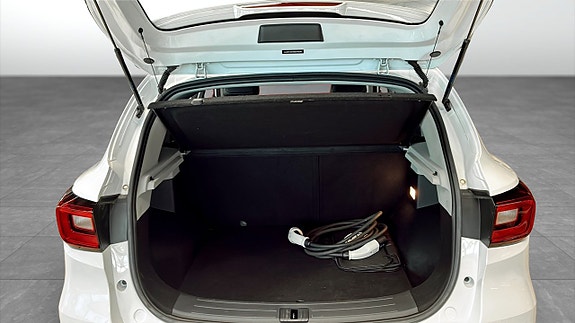 MG ZS 10 of 12