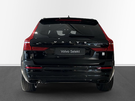 Volvo XC60 8 of 14