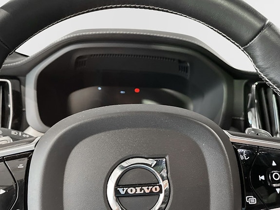 Volvo XC60 12 of 14