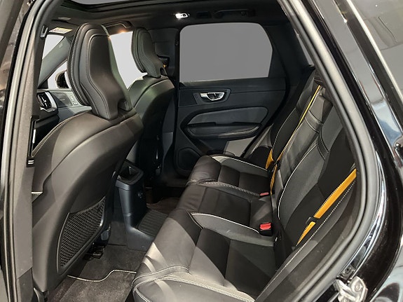 Volvo XC60 7 of 14