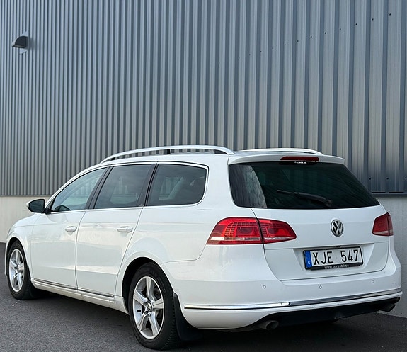 Volkswagen Passat 6 of 18