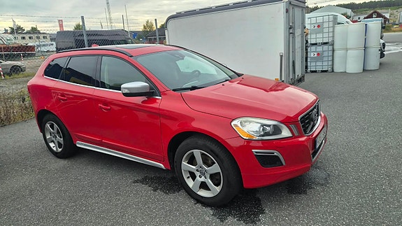 Volvo XC60 4 of 11