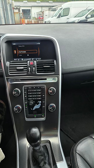 Volvo XC60 10 of 11