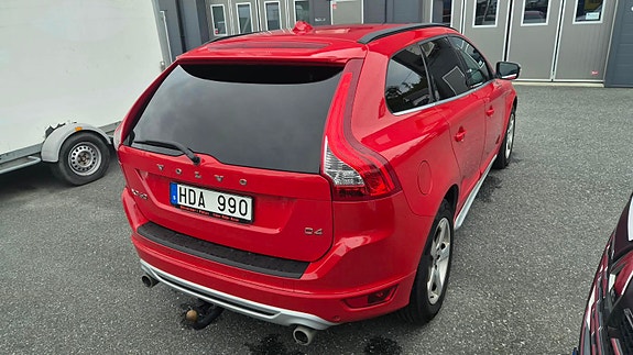 Volvo XC60 3 of 11