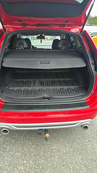 Volvo XC60 8 of 11