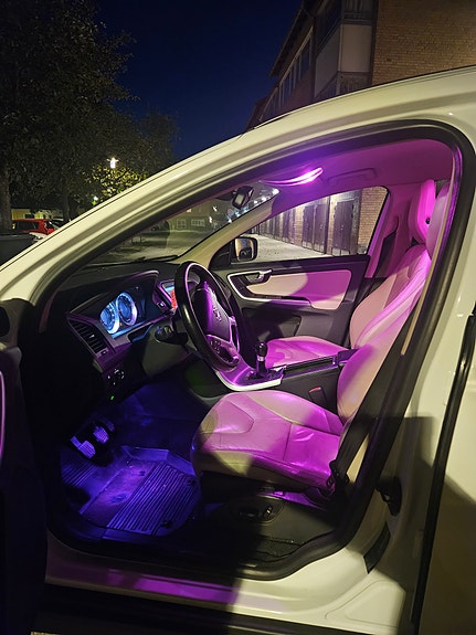 Volvo XC60 9 of 13