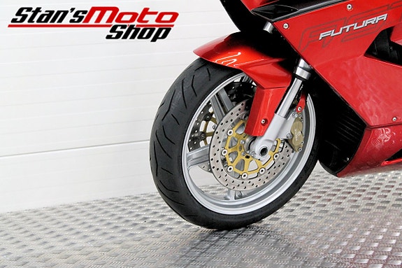Aprilia RST 1000 Futura 11 of 16