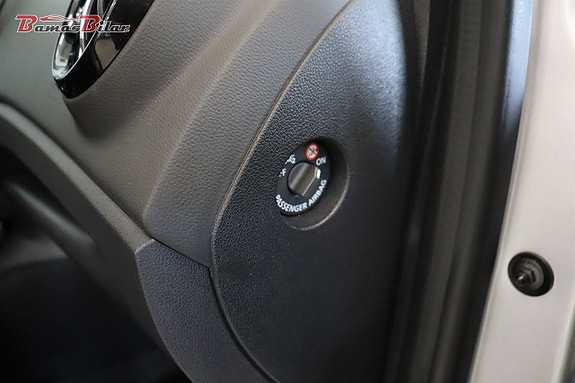 Renault Captur 15 of 21