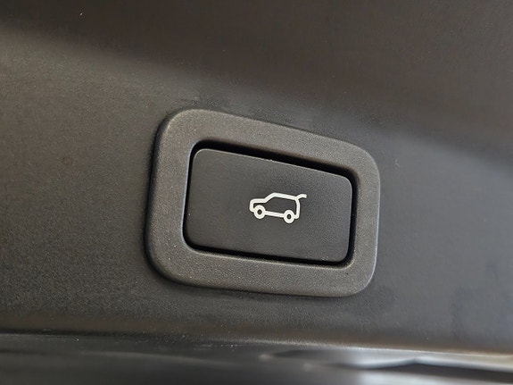 Jaguar F-PACE 24 of 25