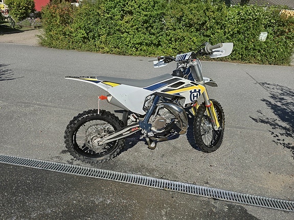 Husqvarna TC 85 2 of 2