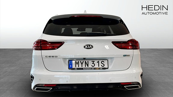 Kia Ceed 5 of 12