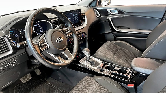 Kia Ceed 8 of 12