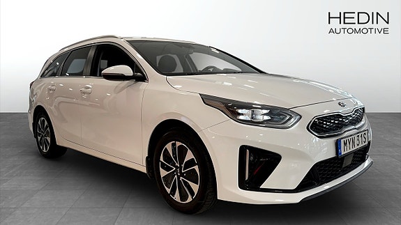 Kia Ceed 3 of 12