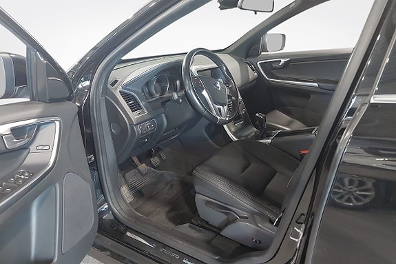 Volvo XC60 6 of 11