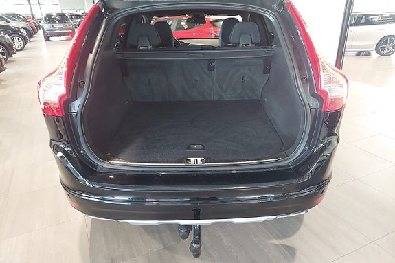 Volvo XC60 11 of 11