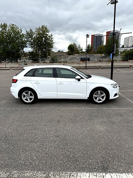 Audi A3 5 of 14