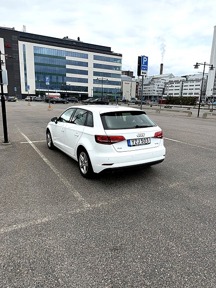 Audi A3 3 of 14