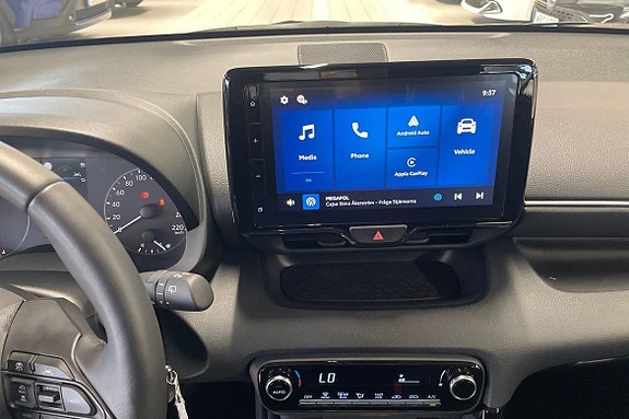 Toyota Yaris 15 of 20