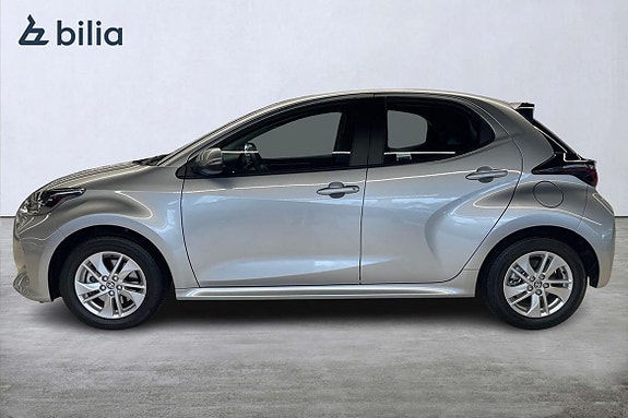 Toyota Yaris 3 of 20