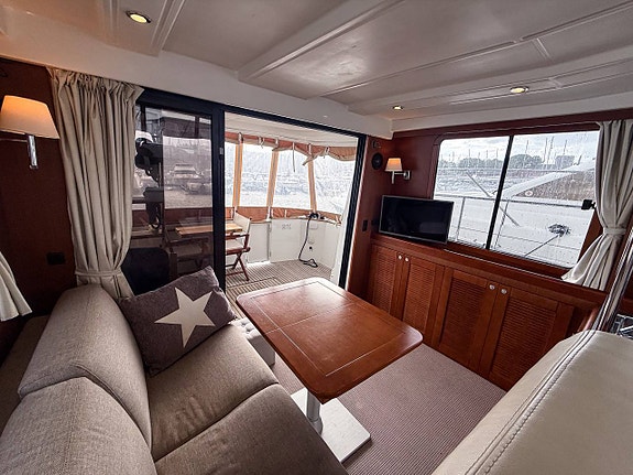 Beneteau Swift Trawler 34 | 2013 7 of 12