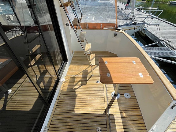 Beneteau Swift Trawler 34 | 2013 3 of 12