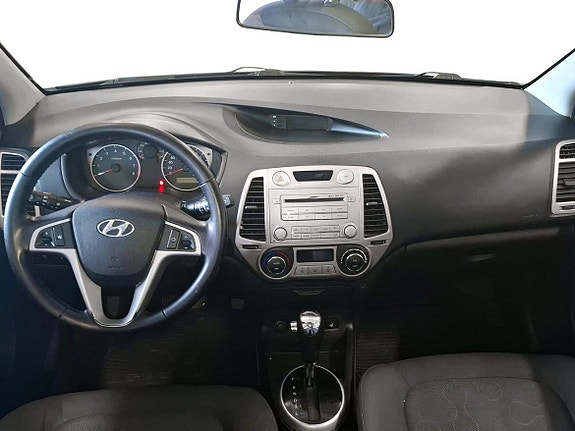 Hyundai i20 8 of 11