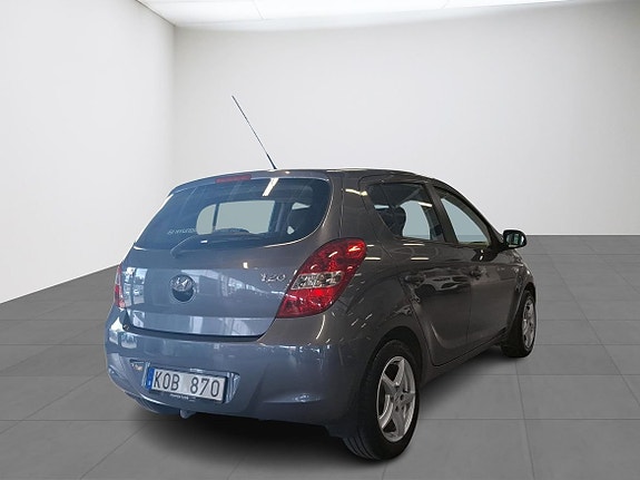 Hyundai i20 4 of 11