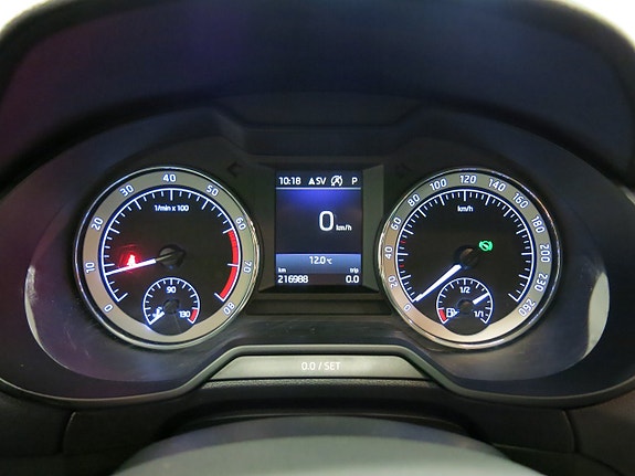 Skoda Octavia 16 of 30