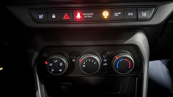 Dacia Sandero 11 of 12