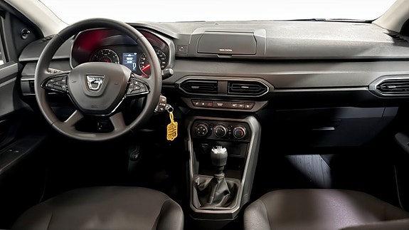 Dacia Sandero 4 of 12