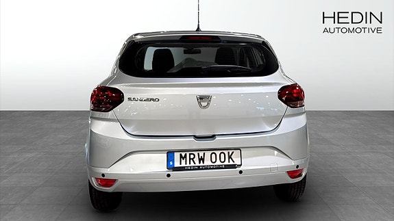 Dacia Sandero 7 of 12