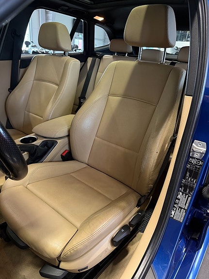 BMW X1 18 of 30